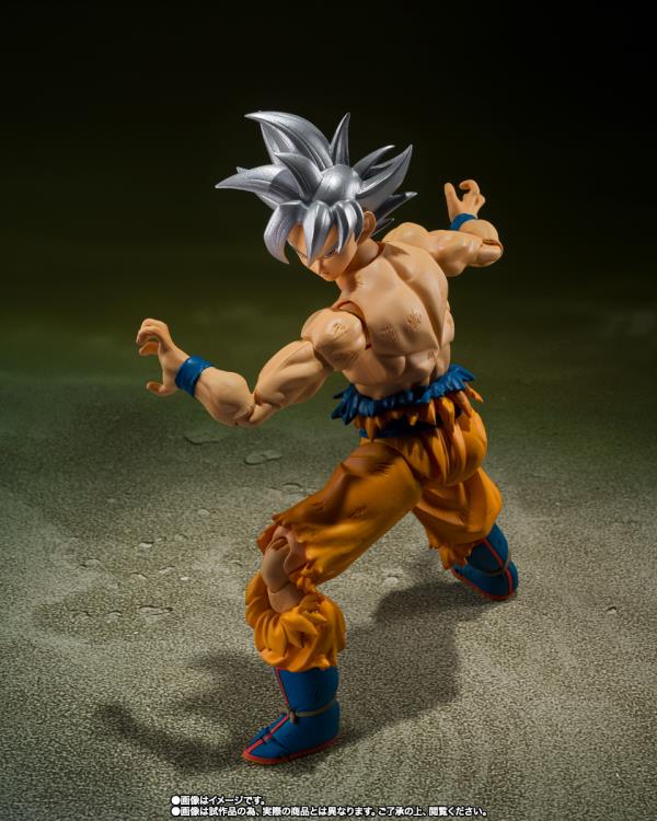 Load image into Gallery viewer, Bandai - S.H. Figuarts - Dragon Ball Super - Ultra Instinct Goku (Toyotarou Edition) P-Bandai Exclusive
