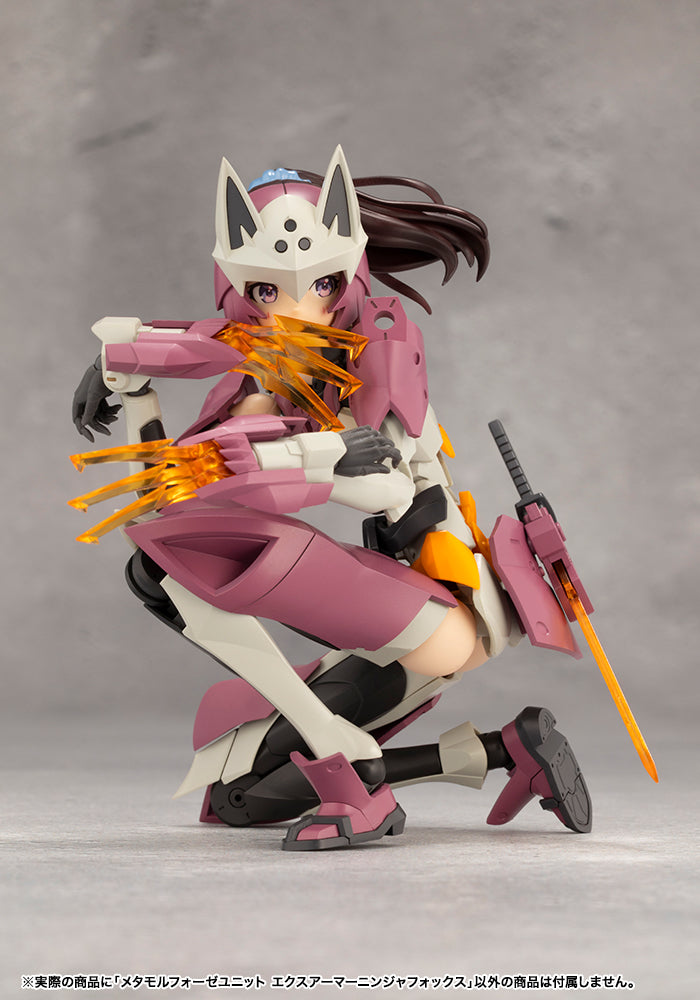 Load image into Gallery viewer, Kotobukiya - Megalomaria Unlimited Universe - Metamorphose Unit Exarmor Ninja Fox
