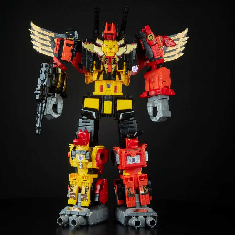 Load image into Gallery viewer, Transformers - Power of the Primes: Titan Class Predaking Combiner (Reissue)
