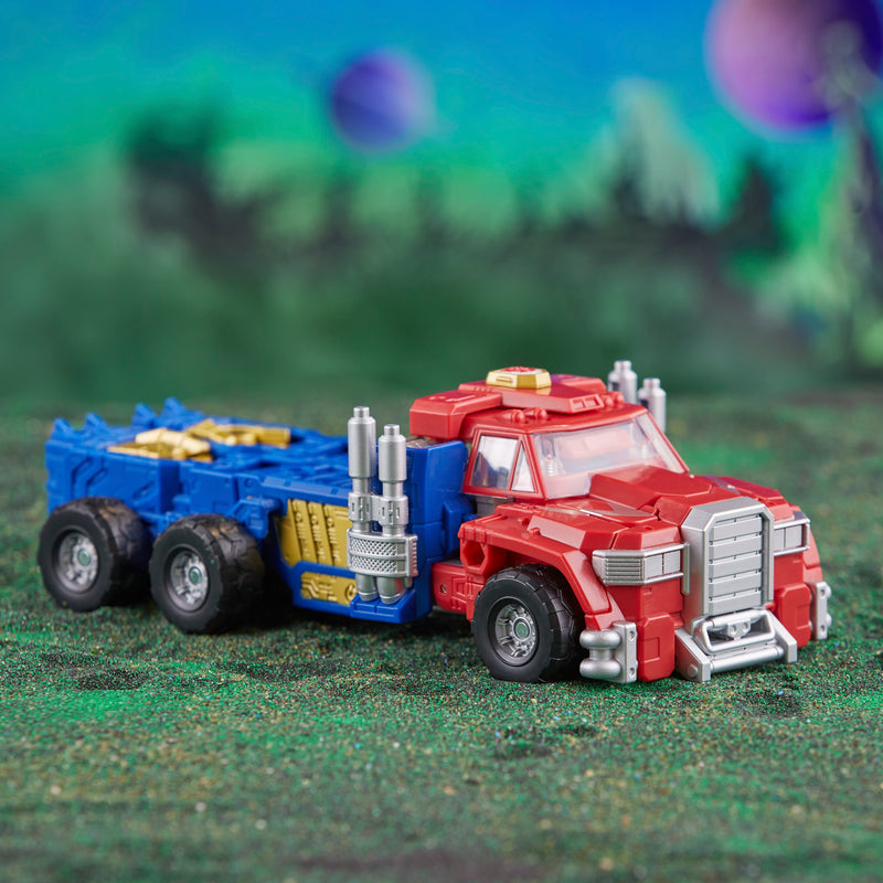 Load image into Gallery viewer, Transformers Legacy Evolution - Armada Universe Optimus Prime (2026 Reissue)

