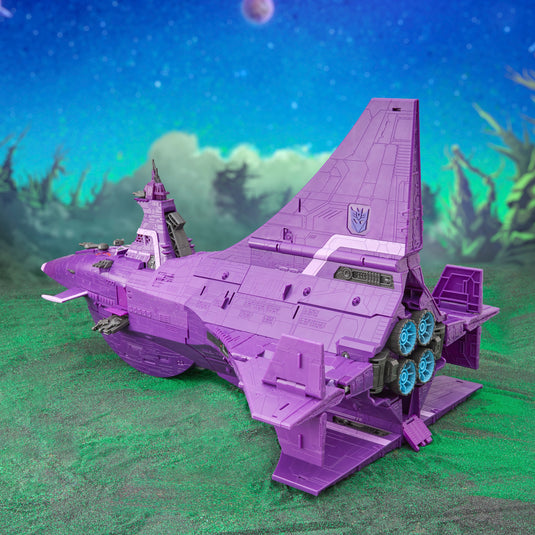 Transformers Generations - Legacy Evolution - Titan Class Decepticon Nemesis (Re-issue)