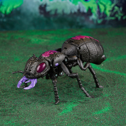 Transformers Generations Selects - Voyager Class Antagony