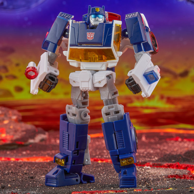 Load image into Gallery viewer, Transformers Generations - Legacy United - Deluxe Class Rescue Bots Universe Autobot Chase
