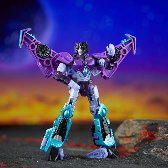 Transformers Generations - Legacy United - Deluxe Cyberverse Universe Slipstream