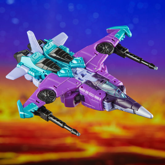 Transformers Generations - Legacy United - Deluxe Cyberverse Universe Slipstream