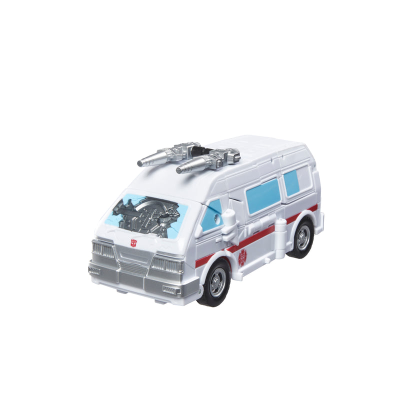 Load image into Gallery viewer, Transformers Studio Series 86 - The Transformers: The Movie Brawn &amp; Autobot Ratchet Deluxe Set
