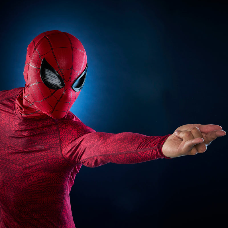 Load image into Gallery viewer, Marvel Legends - Spider-Man: Homecoming - 1/1 Scale Wearable Spider-Man Electronic Expressive Mask
