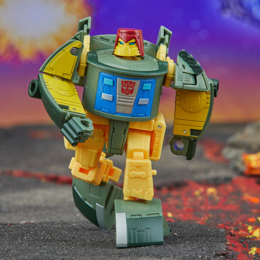 Transformers Generations - Legacy United - Deluxe Autobot Cosmos