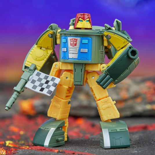 Transformers Generations - Legacy United - Deluxe Autobot Cosmos