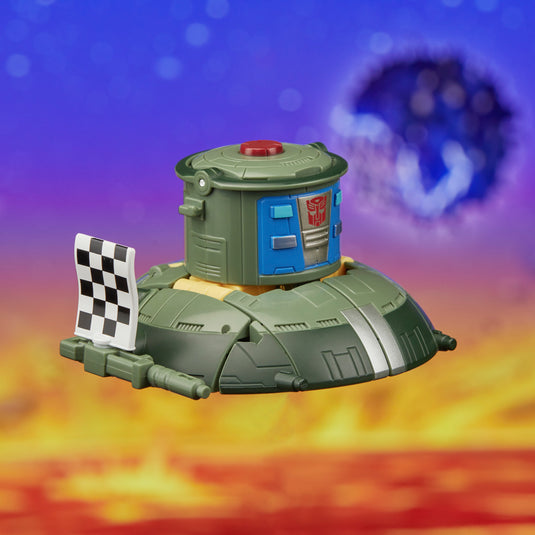 Transformers Generations - Legacy United - Deluxe Autobot Cosmos