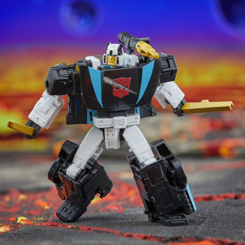 Load image into Gallery viewer, Transformers Generations - Legacy United - Deluxe Armada Universe Wheeljack
