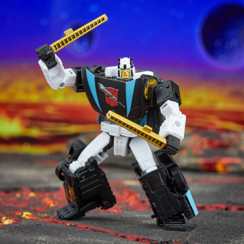 Load image into Gallery viewer, Transformers Generations - Legacy United - Deluxe Armada Universe Wheeljack

