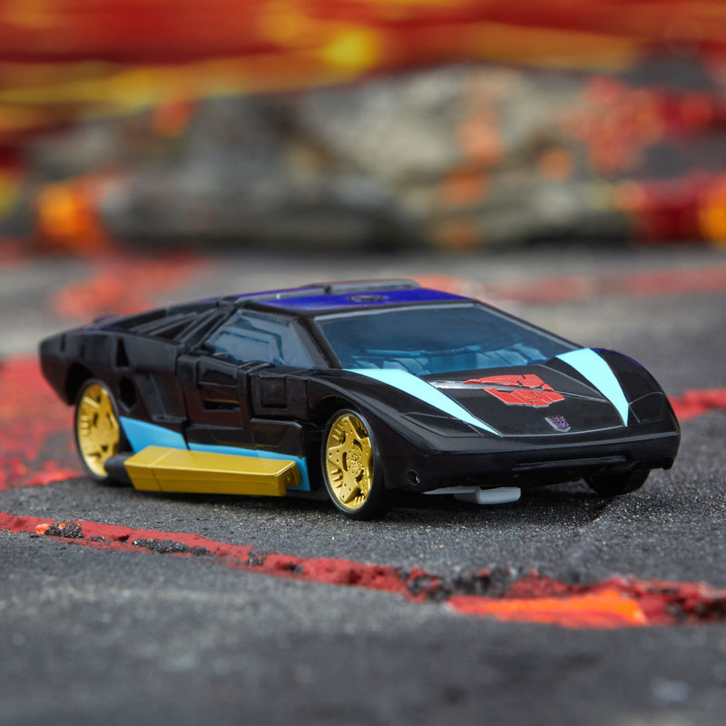 Load image into Gallery viewer, Transformers Generations - Legacy United - Deluxe Armada Universe Wheeljack
