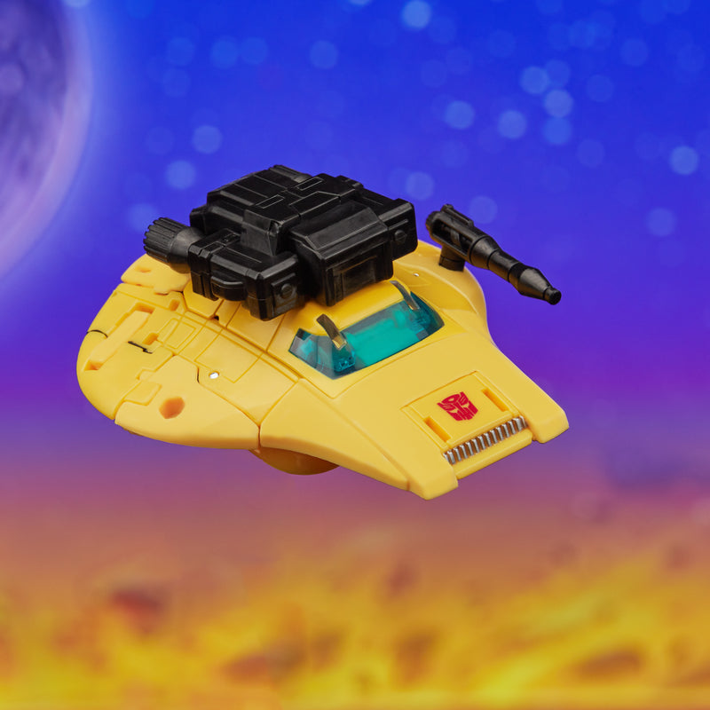 Load image into Gallery viewer, Transformers Generations - Legacy United - Deluxe Origin Bumblebee
