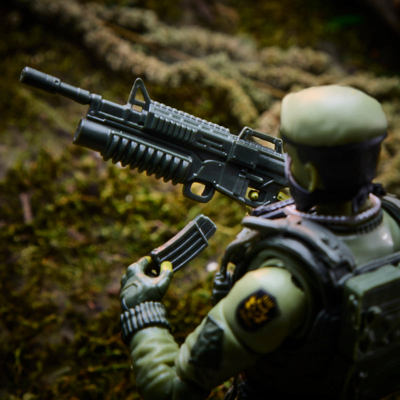 Load image into Gallery viewer, G.I. Joe Classified Series Legacy Collection - Action Soldier (Special Forces)
