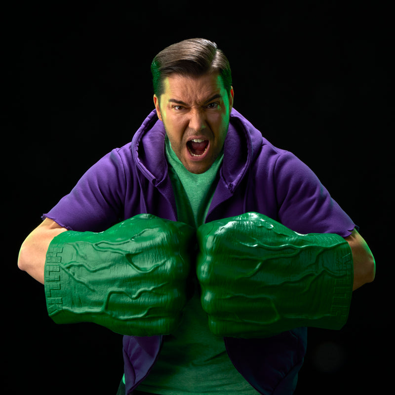 Load image into Gallery viewer, Marvel Legends - Incredible Hulk Premium Roleplay Fists with Smash 'N Bash Sound FX 1/1 Scale Wearable Fists
