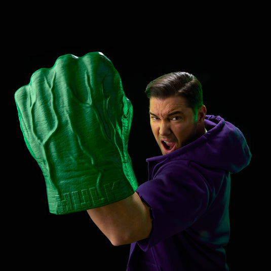 Marvel Legends - Incredible Hulk Premium Roleplay Fists with Smash 'N Bash Sound FX 1/1 Scale Wearable Fists