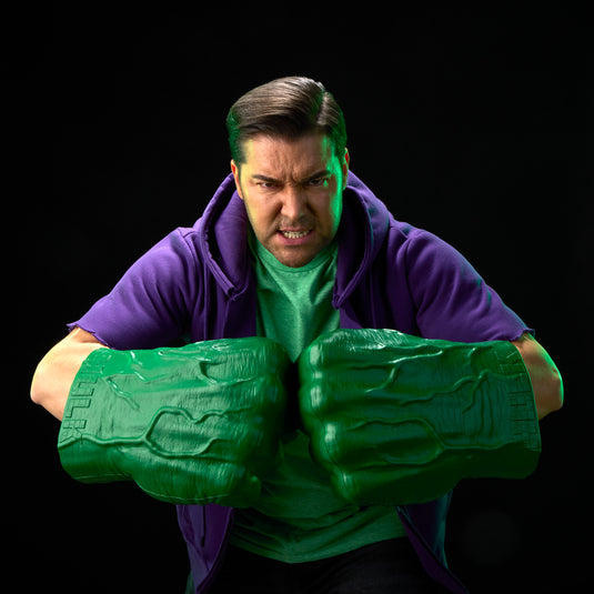 Marvel Legends - Incredible Hulk Premium Roleplay Fists with Smash 'N Bash Sound FX 1/1 Scale Wearable Fists