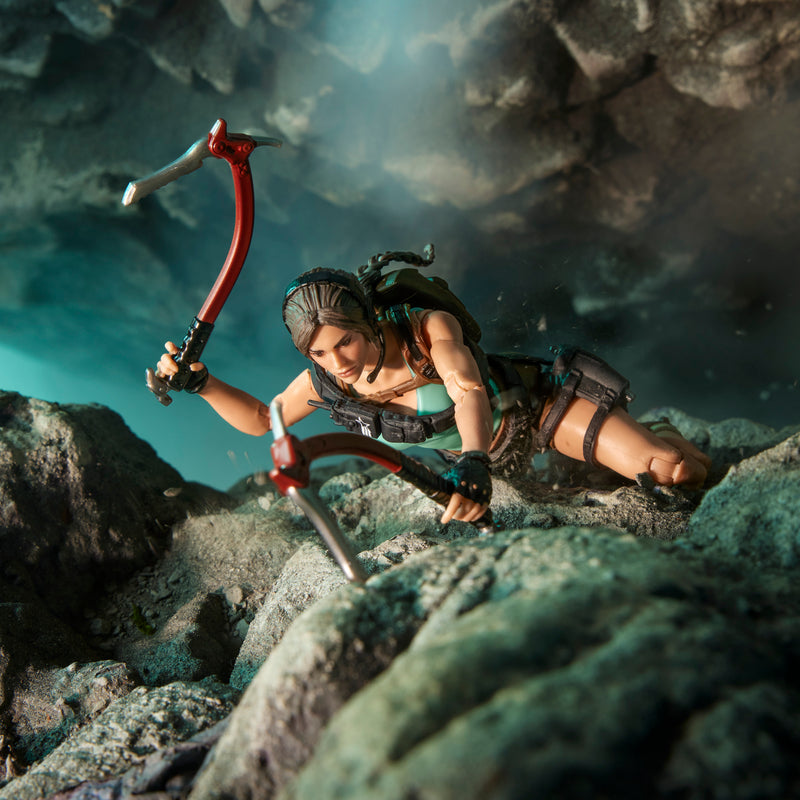Load image into Gallery viewer, G.I. Joe Classified Series - Retro Cardback Lara Croft (Tomb Raider)
