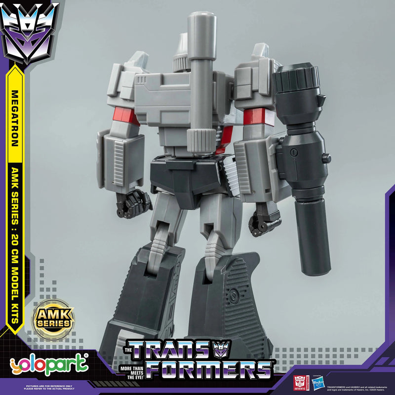 Load image into Gallery viewer, Transformers: Generation 1 - 20cm Megatron Model Kit - AMK Series
