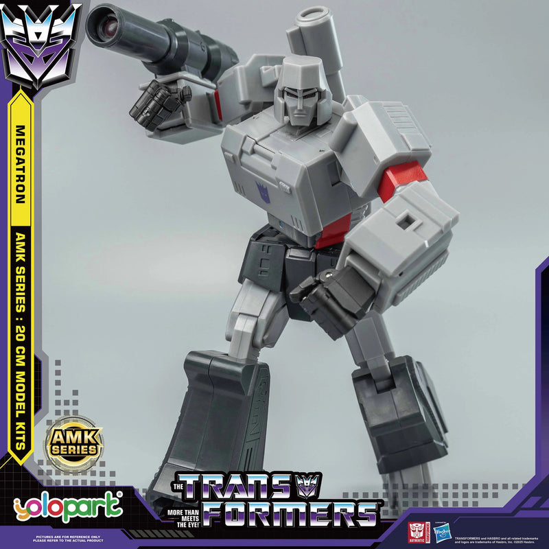 Load image into Gallery viewer, Transformers: Generation 1 - 20cm Megatron Model Kit - AMK Series
