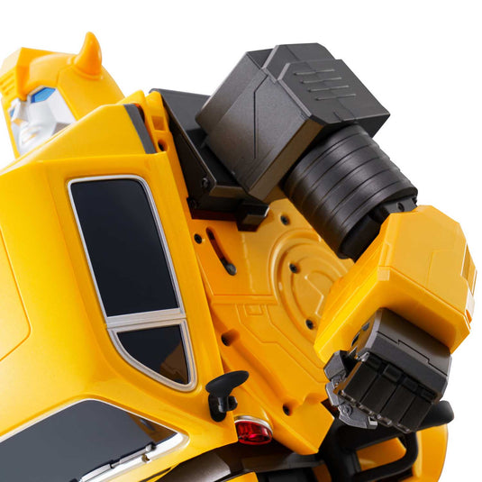 Robosen - Transformers - Flagship Bumblebee Auto-Converting Robot