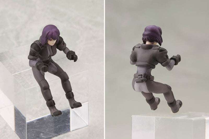 Load image into Gallery viewer, Kotobukiya - Ghost In The Shell Stand Alone Complex - Tachikoma with Motoko Kusanagi and Batou Model Kit
