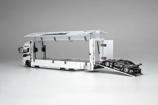 MotorHelix - LB Trucks UD Quon Cargo Truck (Athlete White) 1/64 Scale Diecast Model Car (M61252)