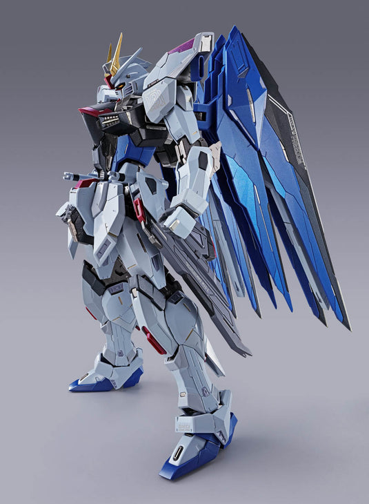 Bandai - Metal Build: Mobile Suit Gundam SEED - Freedom Gundam Concept 2 (Reissue)