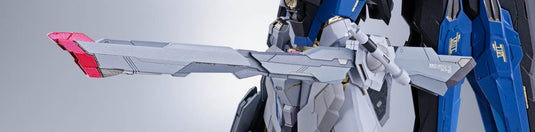 Bandai - Metal Build: Mobile Suit Gundam SEED DESTINY - Strike Freedom Gundam (Revival Version)