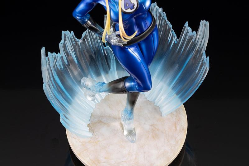 Load image into Gallery viewer, Kotobukiya - Marvel Ultimate Bishoujo Statue - Invisible Woman 1/6 Scale
