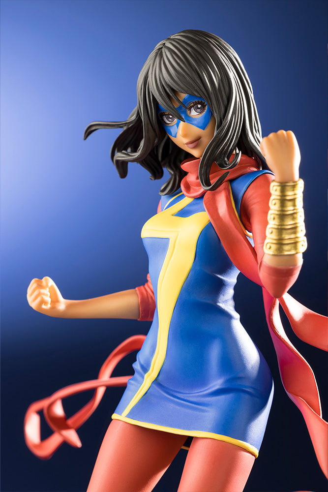 Load image into Gallery viewer, Kotobukiya - Marvel Bishoujo Statue - Ms. Marvel (Reissue)
