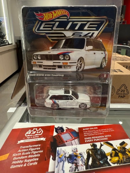 Hot Wheels Elite 64 1990 BMW 318i Touring