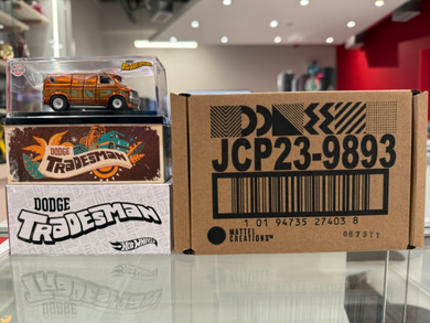 RLC Exclusive ‘70s Dodge Tradesman Van