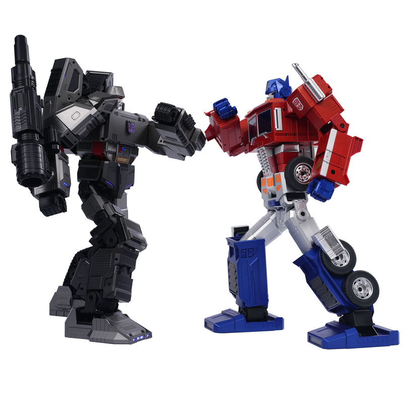 Load image into Gallery viewer, Robosen - Transformers - Flagship Megatron Auto-Converting Robot
