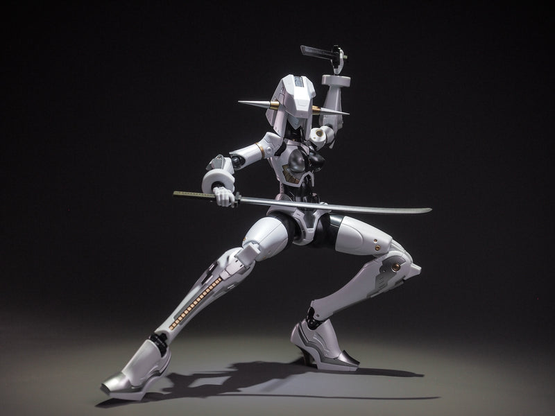 Load image into Gallery viewer, Toy Notch - Mobile Movementness - Orca-0 1/120 Scale Figure
