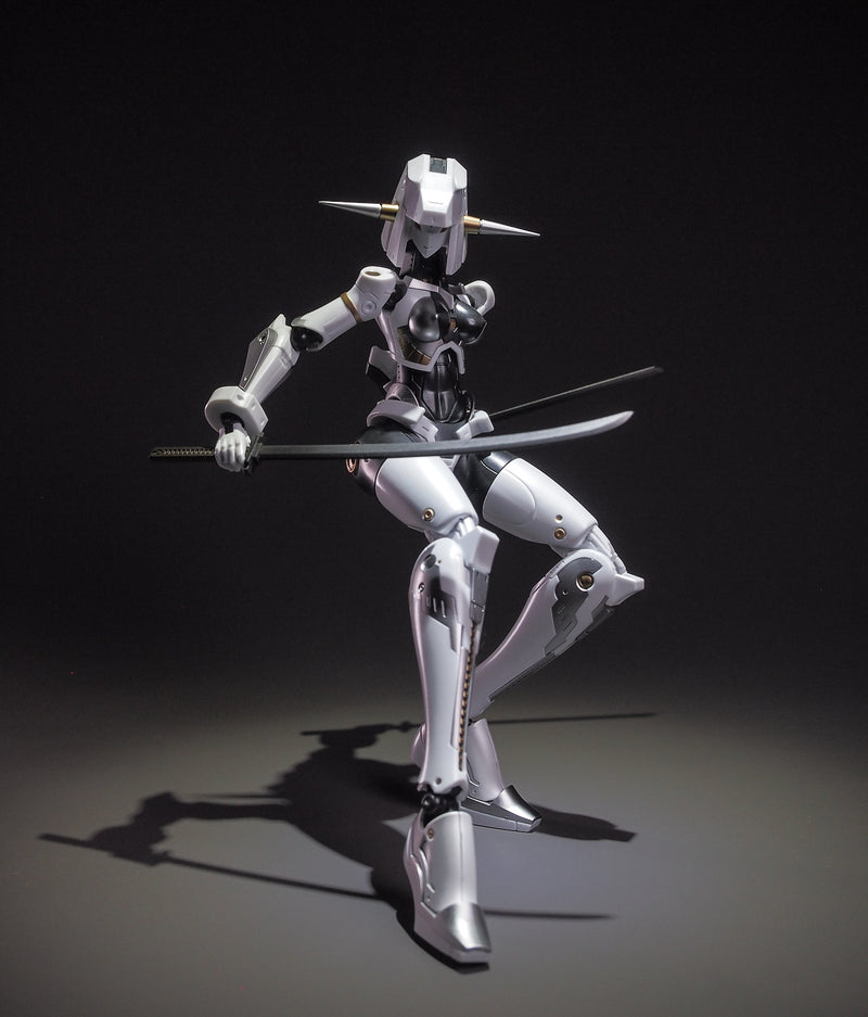 Load image into Gallery viewer, Toy Notch - Mobile Movementness - Orca-0 1/120 Scale Figure
