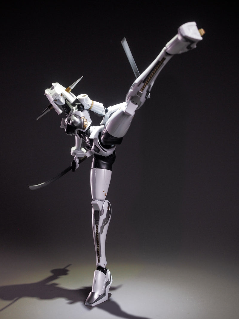 Load image into Gallery viewer, Toy Notch - Mobile Movementness - Orca-0 1/120 Scale Figure
