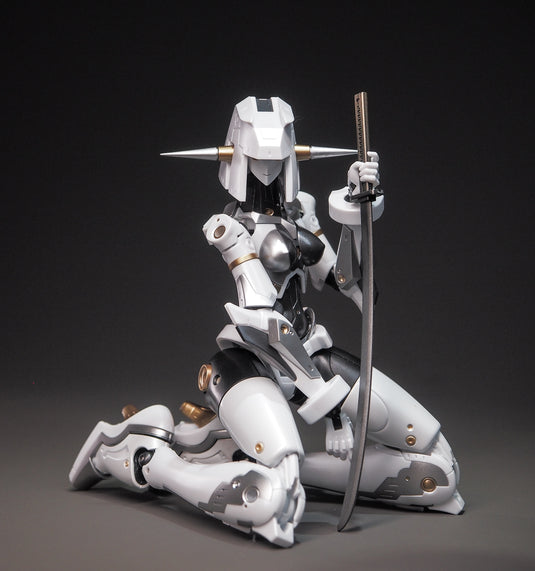 Toy Notch - Mobile Movementness - Orca-0 1/120 Scale Figure
