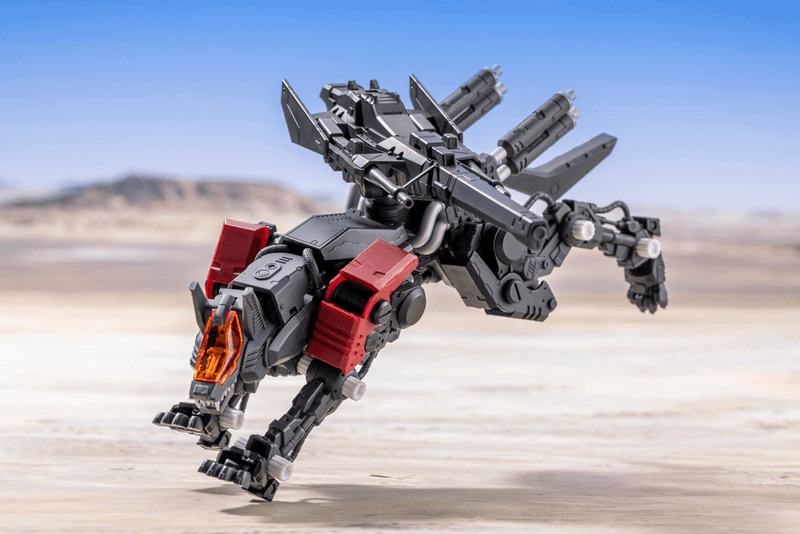 Load image into Gallery viewer, Kotobukiya - Highend Master Model Zoids: Command Wolf (Irvine Special 1999 Re-Color)
