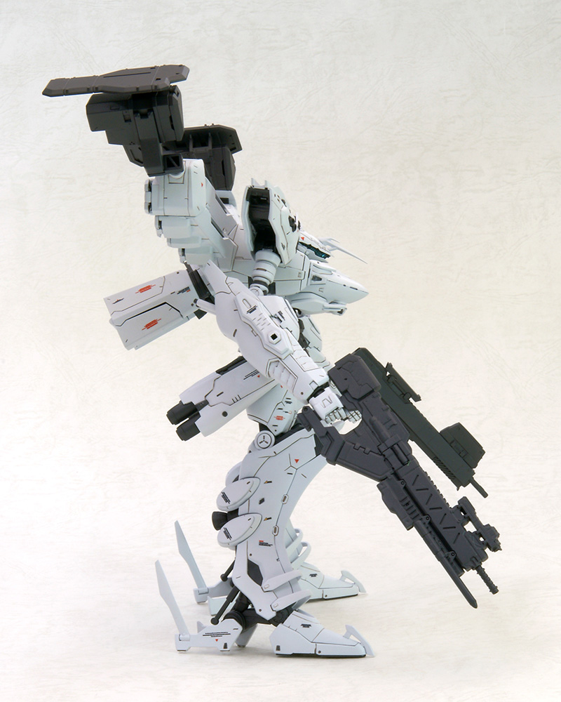 Load image into Gallery viewer, Kotobukiya - Armored Core - Lineark White-Glint &amp; V.O.B Set (Reissue)
