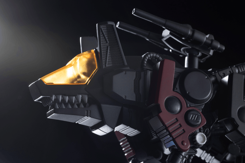 Load image into Gallery viewer, Kotobukiya - D-Style Zoids - Command Wolf Irvine (Clear Parts Append)

