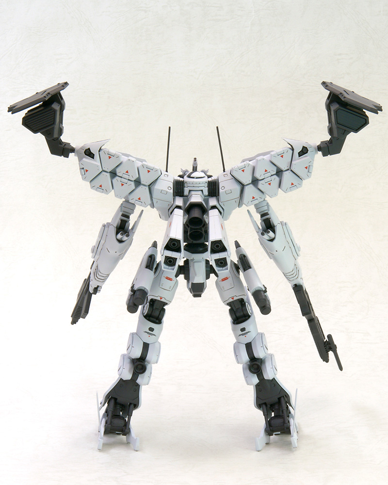 Load image into Gallery viewer, Kotobukiya - Armored Core - Lineark White-Glint &amp; V.O.B Set (Reissue)
