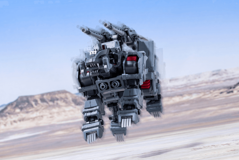 Load image into Gallery viewer, Kotobukiya - Highend Master Model Zoids: Lightning Saix (Irvine Special 2000 Recolor)
