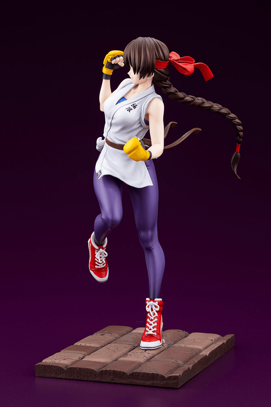 Kotobukiya - King of Fighters XV Bishoujo Statue - Yuri Sakazaki