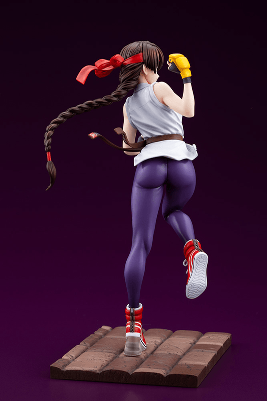 Kotobukiya - King of Fighters XV Bishoujo Statue - Yuri Sakazaki
