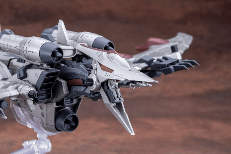 Load image into Gallery viewer, Kotobukiya - Highend Master Model Zoids: Storm Sworder (Special 2000 Recolor)
