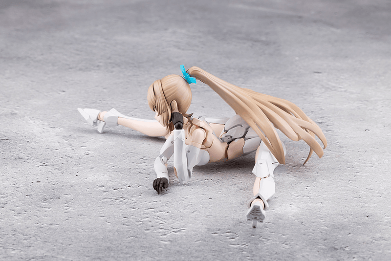 Load image into Gallery viewer, Kotobukiya - Megalomaria Unlimited Universe - Emulator #1A

