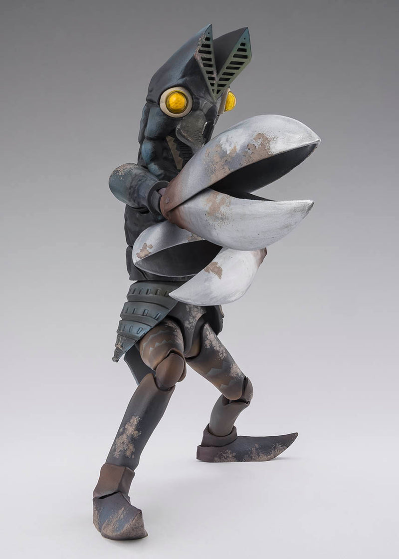 Load image into Gallery viewer, Bandai - S.H.Figuarts - Ultraman - Alien Baltan (60th Anniversary)
