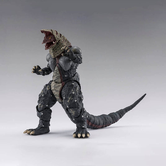 Bandai - S.H.Figuarts - Ultraman Tiga - Golza (30th Anniversary)